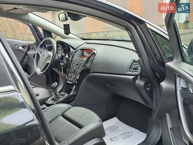 Черный Опель Астра, объемом двигателя 1.6 л и пробегом 183 тыс. км за 8850 $, фото 51 на Automoto.ua