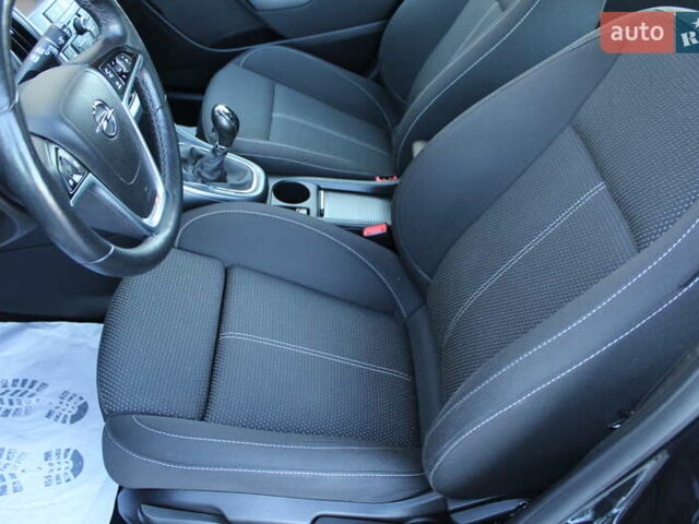 Чорний Опель Астра, об'ємом двигуна 1.6 л та пробігом 205 тис. км за 8390 $, фото 52 на Automoto.ua