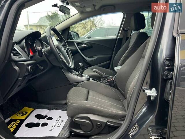 Черный Опель Астра, объемом двигателя 1.6 л и пробегом 145 тыс. км за 9600 $, фото 7 на Automoto.ua