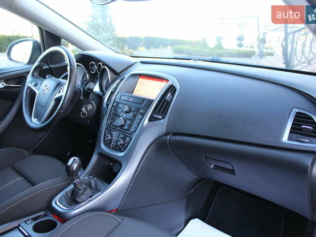 Чорний Опель Астра, об'ємом двигуна 1.6 л та пробігом 205 тис. км за 8390 $, фото 94 на Automoto.ua