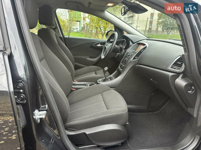 Черный Опель Астра, объемом двигателя 1.6 л и пробегом 205 тыс. км за 8290 $, фото 61 на Automoto.ua