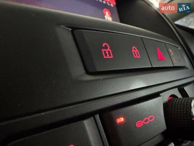 Чорний Опель Астра, об'ємом двигуна 1.6 л та пробігом 206 тис. км за 8950 $, фото 94 на Automoto.ua