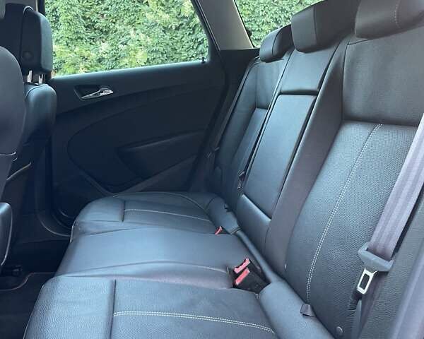 Черный Опель Астра, объемом двигателя 1.6 л и пробегом 292 тыс. км за 8950 $, фото 22 на Automoto.ua