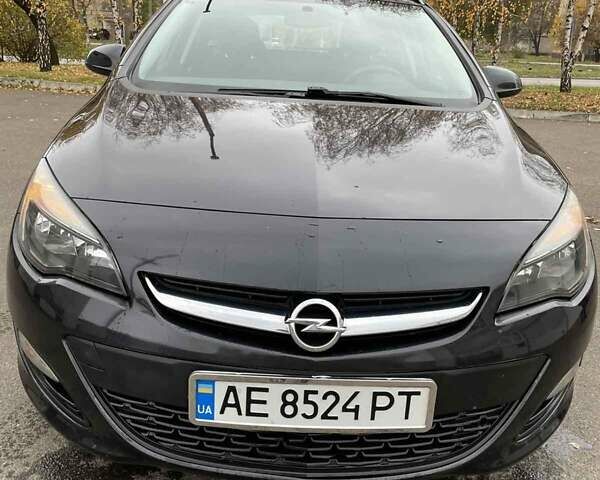 Черный Опель Астра, объемом двигателя 1.6 л и пробегом 184 тыс. км за 8900 $, фото 7 на Automoto.ua