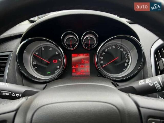 Черный Опель Астра, объемом двигателя 1.6 л и пробегом 145 тыс. км за 9600 $, фото 12 на Automoto.ua