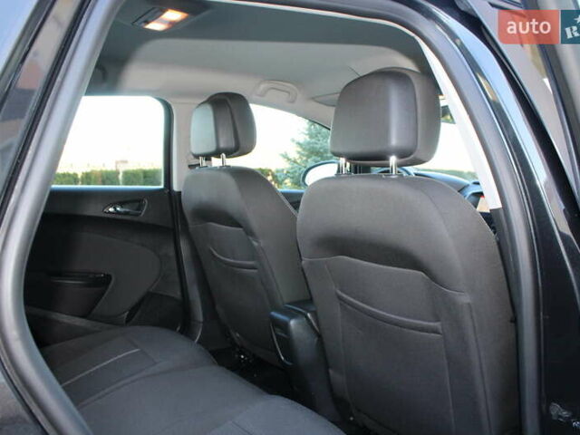 Чорний Опель Астра, об'ємом двигуна 1.6 л та пробігом 205 тис. км за 8390 $, фото 89 на Automoto.ua