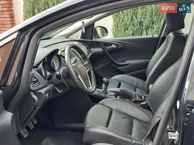 Черный Опель Астра, объемом двигателя 1.6 л и пробегом 183 тыс. км за 8850 $, фото 46 на Automoto.ua