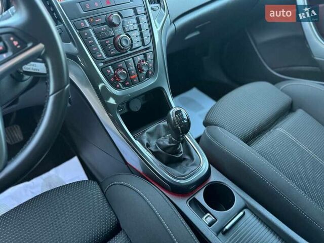 Чорний Опель Астра, об'ємом двигуна 1.6 л та пробігом 206 тис. км за 8950 $, фото 56 на Automoto.ua