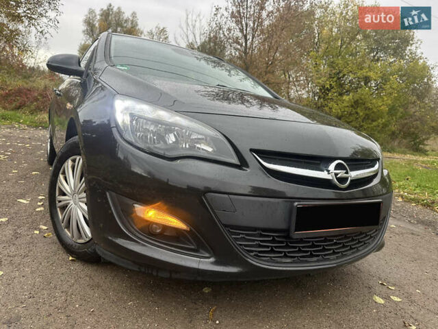 Черный Опель Астра, объемом двигателя 1.6 л и пробегом 205 тыс. км за 8290 $, фото 8 на Automoto.ua