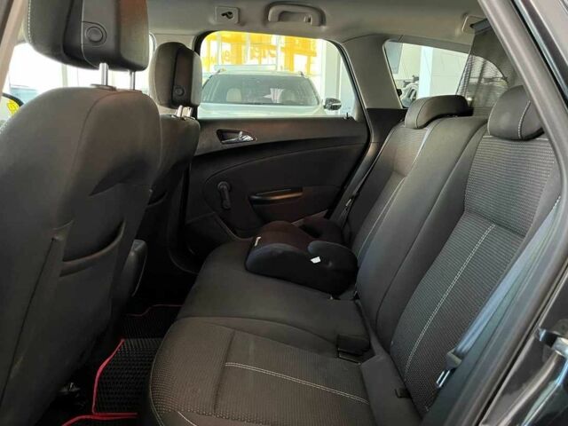 Черный Опель Астра, объемом двигателя 1.6 л и пробегом 291 тыс. км за 8200 $, фото 9 на Automoto.ua