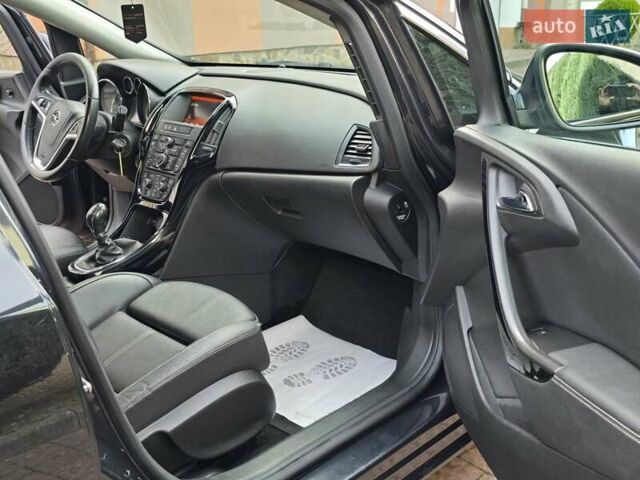 Черный Опель Астра, объемом двигателя 1.6 л и пробегом 183 тыс. км за 8850 $, фото 49 на Automoto.ua