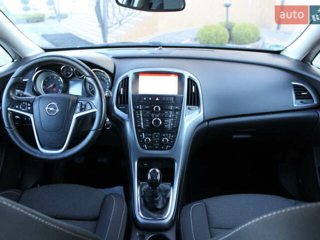 Чорний Опель Астра, об'ємом двигуна 1.6 л та пробігом 205 тис. км за 8390 $, фото 102 на Automoto.ua