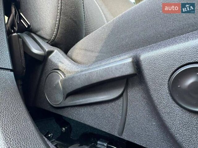 Чорний Опель Астра, об'ємом двигуна 1.6 л та пробігом 206 тис. км за 8950 $, фото 121 на Automoto.ua