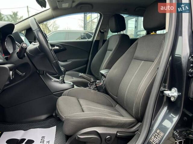 Черный Опель Астра, объемом двигателя 1.6 л и пробегом 145 тыс. км за 9600 $, фото 17 на Automoto.ua