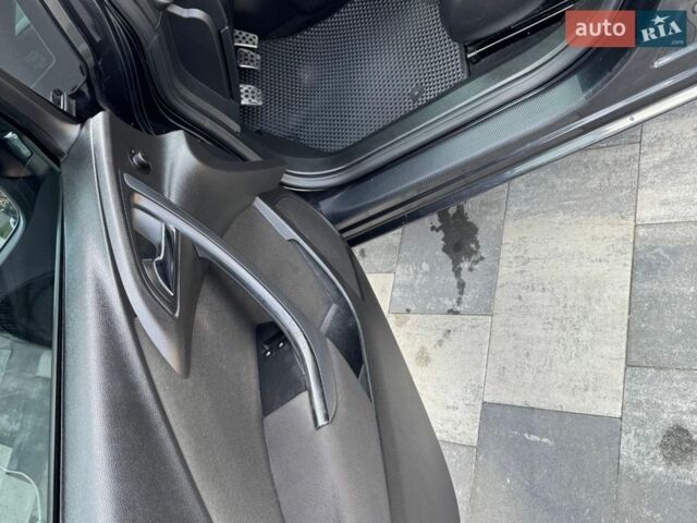 Черный Опель Астра, объемом двигателя 1.6 л и пробегом 285 тыс. км за 7299 $, фото 7 на Automoto.ua