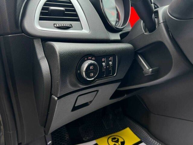 Черный Опель Астра, объемом двигателя 1.6 л и пробегом 145 тыс. км за 9600 $, фото 13 на Automoto.ua