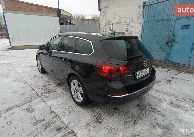 Чорний Опель Астра, об'ємом двигуна 1.6 л та пробігом 239 тис. км за 9600 $, фото 4 на Automoto.ua