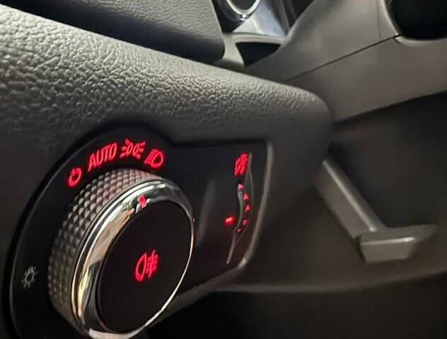 Чорний Опель Астра, об'ємом двигуна 1.6 л та пробігом 206 тис. км за 8950 $, фото 153 на Automoto.ua