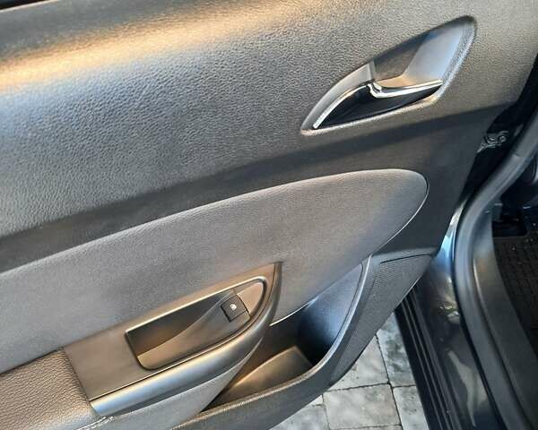 Чорний Опель Астра, об'ємом двигуна 1.6 л та пробігом 290 тис. км за 8500 $, фото 14 на Automoto.ua