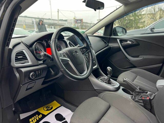 Черный Опель Астра, объемом двигателя 1.6 л и пробегом 145 тыс. км за 9600 $, фото 8 на Automoto.ua