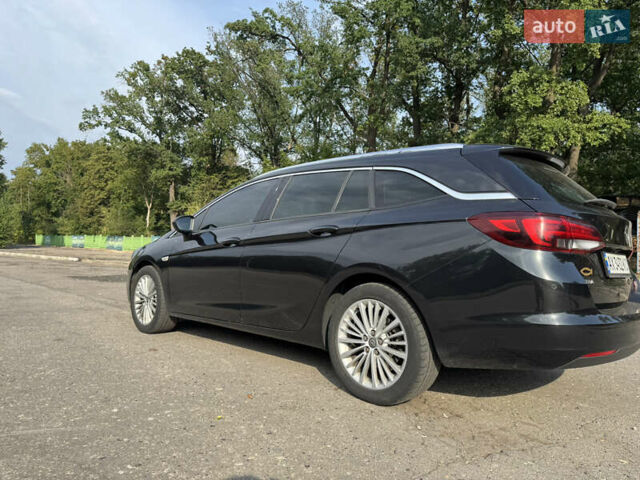 Черный Опель Астра, объемом двигателя 1.6 л и пробегом 307 тыс. км за 9600 $, фото 4 на Automoto.ua