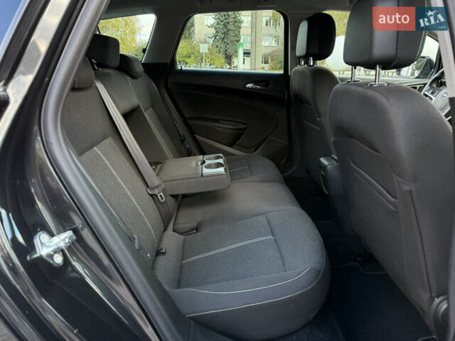 Черный Опель Астра, объемом двигателя 1.6 л и пробегом 220 тыс. км за 9900 $, фото 38 на Automoto.ua