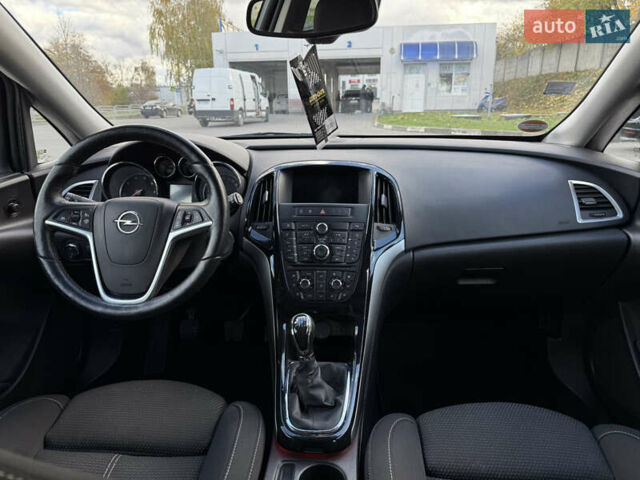 Черный Опель Астра, объемом двигателя 1.6 л и пробегом 220 тыс. км за 9900 $, фото 40 на Automoto.ua