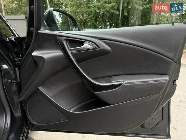 Черный Опель Астра, объемом двигателя 1.6 л и пробегом 243 тыс. км за 10350 $, фото 49 на Automoto.ua