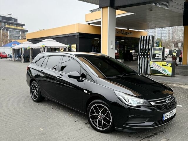 Черный Опель Астра, объемом двигателя 1.6 л и пробегом 190 тыс. км за 10600 $, фото 3 на Automoto.ua