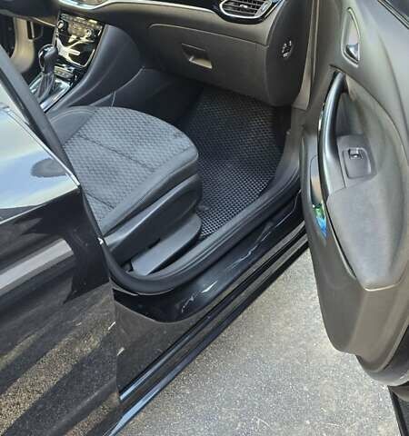 Черный Опель Астра, объемом двигателя 1.6 л и пробегом 230 тыс. км за 11200 $, фото 15 на Automoto.ua