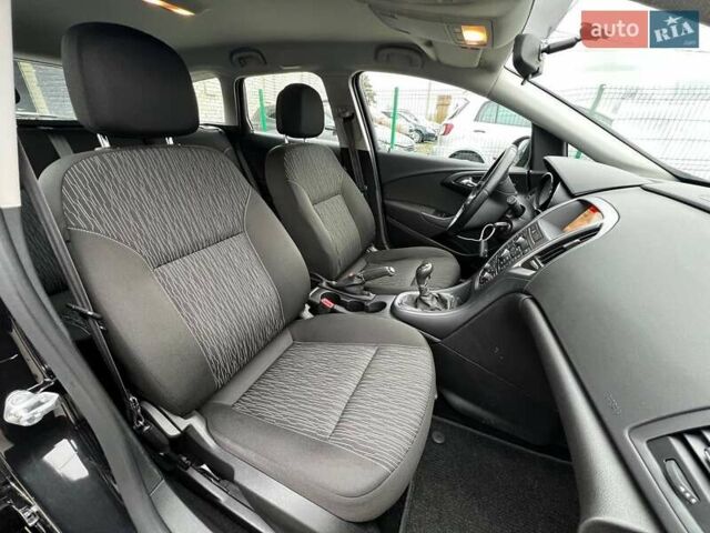 Чорний Опель Астра, об'ємом двигуна 1.6 л та пробігом 146 тис. км за 8900 $, фото 37 на Automoto.ua