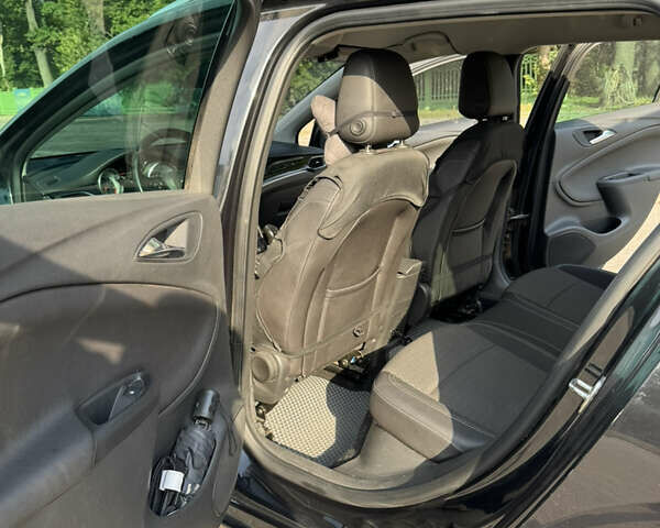 Чорний Опель Астра, об'ємом двигуна 1.6 л та пробігом 307 тис. км за 9000 $, фото 9 на Automoto.ua