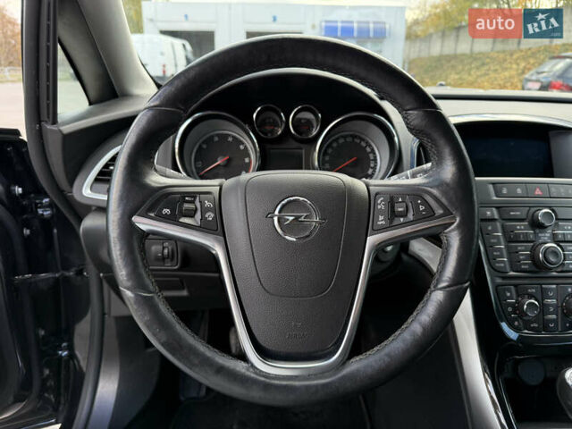 Черный Опель Астра, объемом двигателя 1.6 л и пробегом 220 тыс. км за 9900 $, фото 17 на Automoto.ua