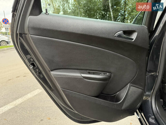 Черный Опель Астра, объемом двигателя 1.6 л и пробегом 243 тыс. км за 10350 $, фото 40 на Automoto.ua