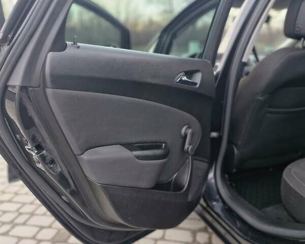 Чорний Опель Астра, об'ємом двигуна 1.6 л та пробігом 236 тис. км за 7950 $, фото 37 на Automoto.ua