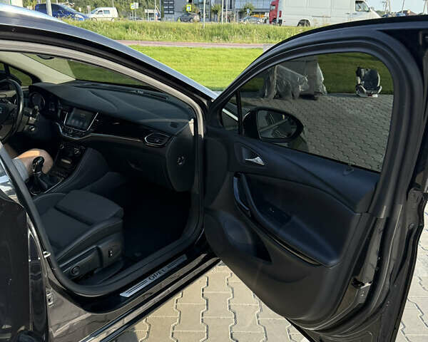 Опель Астра 2016 в Луцке на Automoto.ua Черный Опель Астра, объемом двигателя 1.6 л и пробегом 263 тыс. км за 10500 $, фото 11 на Automoto.ua