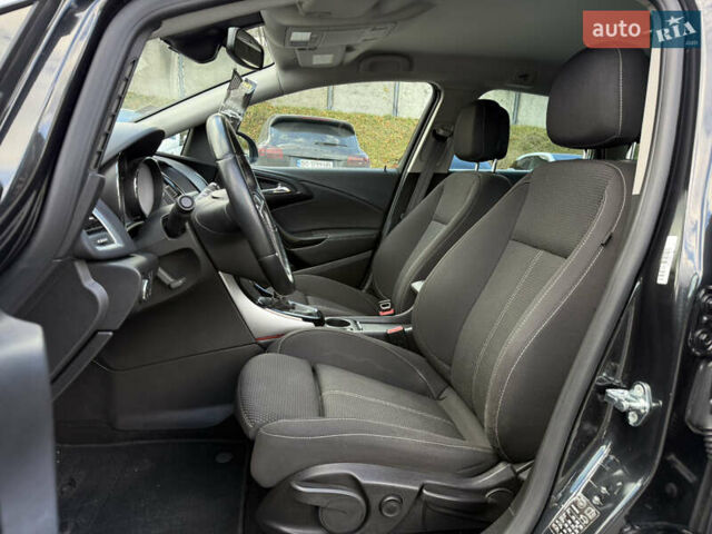 Черный Опель Астра, объемом двигателя 1.6 л и пробегом 220 тыс. км за 9900 $, фото 28 на Automoto.ua