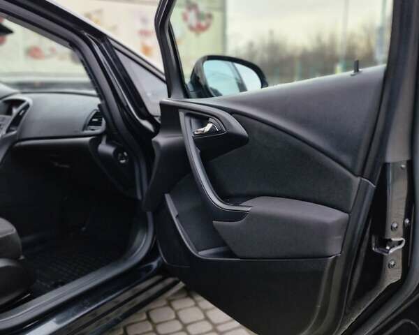 Чорний Опель Астра, об'ємом двигуна 1.6 л та пробігом 236 тис. км за 7950 $, фото 43 на Automoto.ua