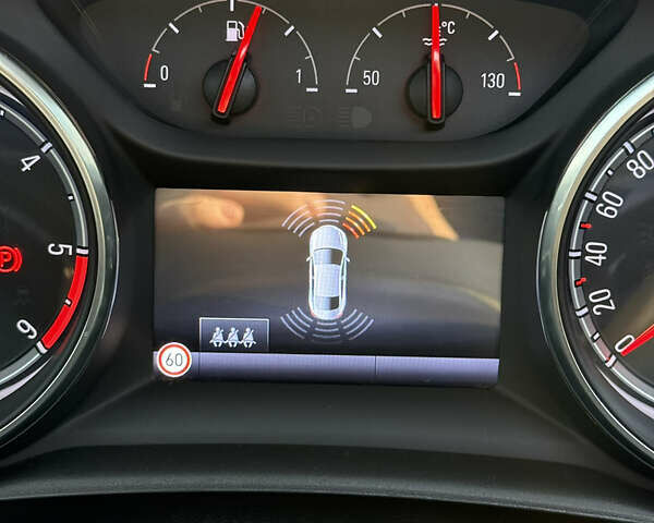 Опель Астра 2016 в Луцке на Automoto.ua Черный Опель Астра, объемом двигателя 1.6 л и пробегом 263 тыс. км за 10500 $, фото 51 на Automoto.ua