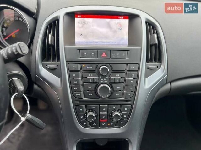 Черный Опель Астра, объемом двигателя 1.6 л и пробегом 146 тыс. км за 8900 $, фото 27 на Automoto.ua