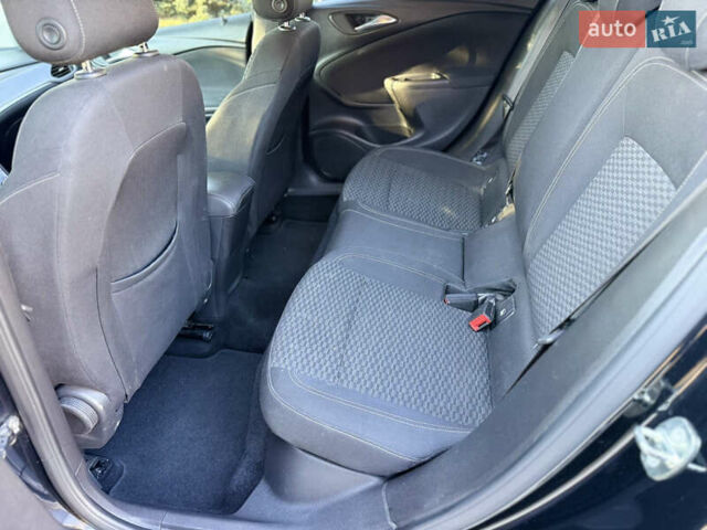 Черный Опель Астра, объемом двигателя 1.6 л и пробегом 173 тыс. км за 12000 $, фото 32 на Automoto.ua