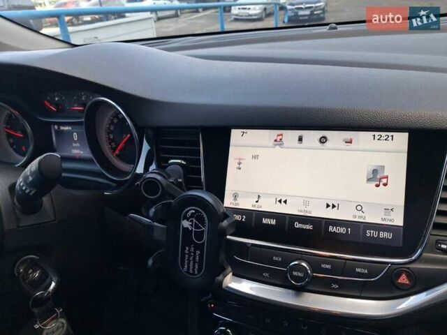 Черный Опель Астра, объемом двигателя 1.6 л и пробегом 238 тыс. км за 11350 $, фото 13 на Automoto.ua