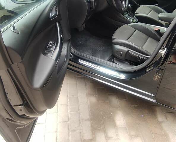 Черный Опель Астра, объемом двигателя 1.6 л и пробегом 295 тыс. км за 11400 $, фото 8 на Automoto.ua