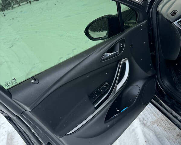 Чорний Опель Астра, об'ємом двигуна 1.6 л та пробігом 142 тис. км за 11300 $, фото 11 на Automoto.ua