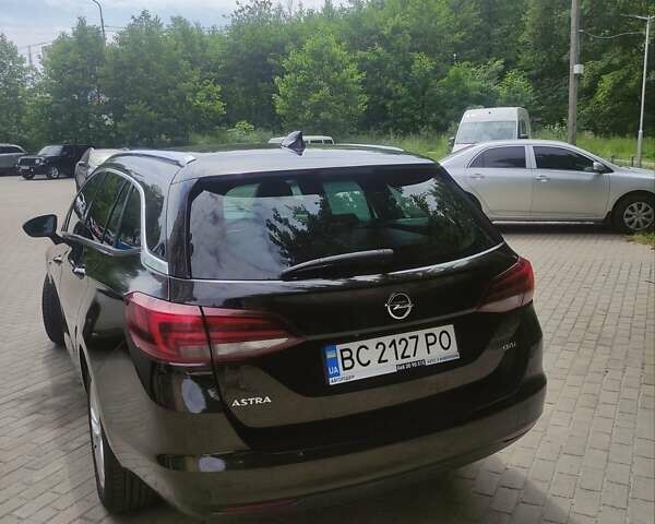 Черный Опель Астра, объемом двигателя 1.6 л и пробегом 295 тыс. км за 11400 $, фото 5 на Automoto.ua
