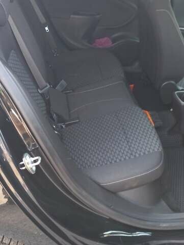 Черный Опель Астра, объемом двигателя 1.6 л и пробегом 178 тыс. км за 10500 $, фото 16 на Automoto.ua