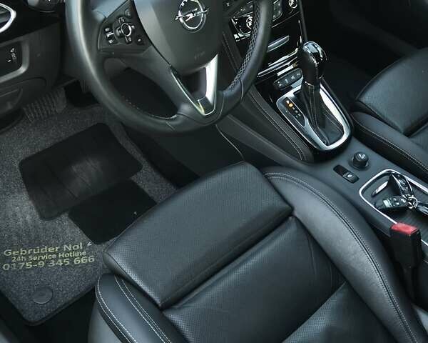 Черный Опель Астра, объемом двигателя 1.6 л и пробегом 194 тыс. км за 13500 $, фото 63 на Automoto.ua