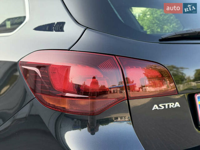 Черный Опель Астра, объемом двигателя 1.6 л и пробегом 225 тыс. км за 9800 $, фото 15 на Automoto.ua