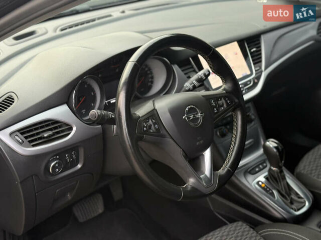 Черный Опель Астра, объемом двигателя 1.6 л и пробегом 173 тыс. км за 12000 $, фото 6 на Automoto.ua