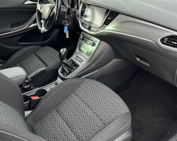 Чорний Опель Астра, об'ємом двигуна 1.6 л та пробігом 186 тис. км за 10700 $, фото 25 на Automoto.ua